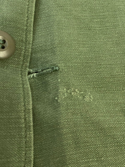 【現状渡し品】【メンズ】 U.S.ARMY ユーエスアーミー 60'S UTILITY SHIRT ユーティリティシャツ 146-250713-AS-7-min カラー：カーキ 万代Net店