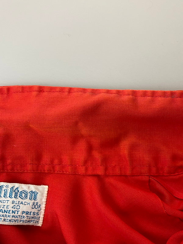 【現状渡し品】【メンズ】 HILTON ヒルトン PERMANENT PRESSタグ 70S USA製 SS BOWLING SHIRT ボウリングシャツ トップス 146-250405-ks-11-min サイズ：40 カラー：レッド系 万代Net店