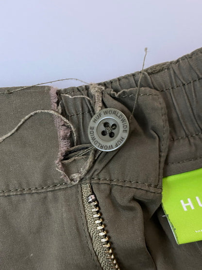 【現状渡し品】【メンズ】 HUF ハフ NYLON CARGO 3WAY PANTS ナイロンカーゴパンツ 153-250419-ks-21-min サイズ：L カラー：カーキ 万代Net店
