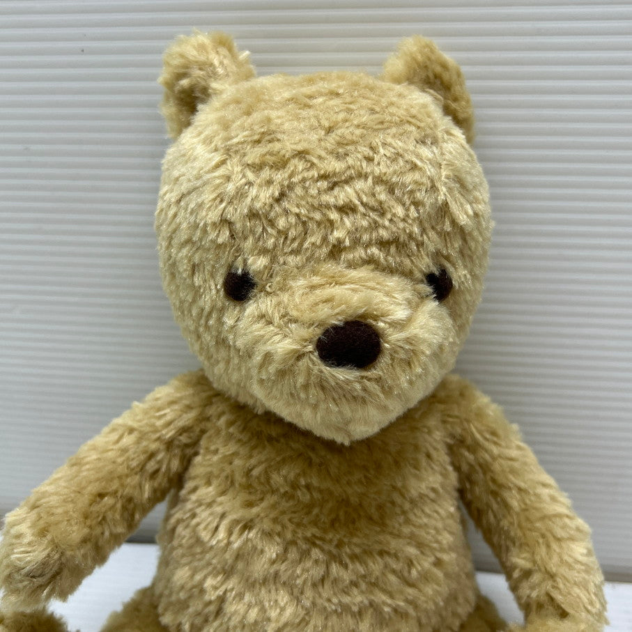 【中古品】 クラシック プー おひさまマーケット 限定300体 ぬいぐるみ M 刺しゅうバッジ付 041-251219-em-10-min 万代Net店