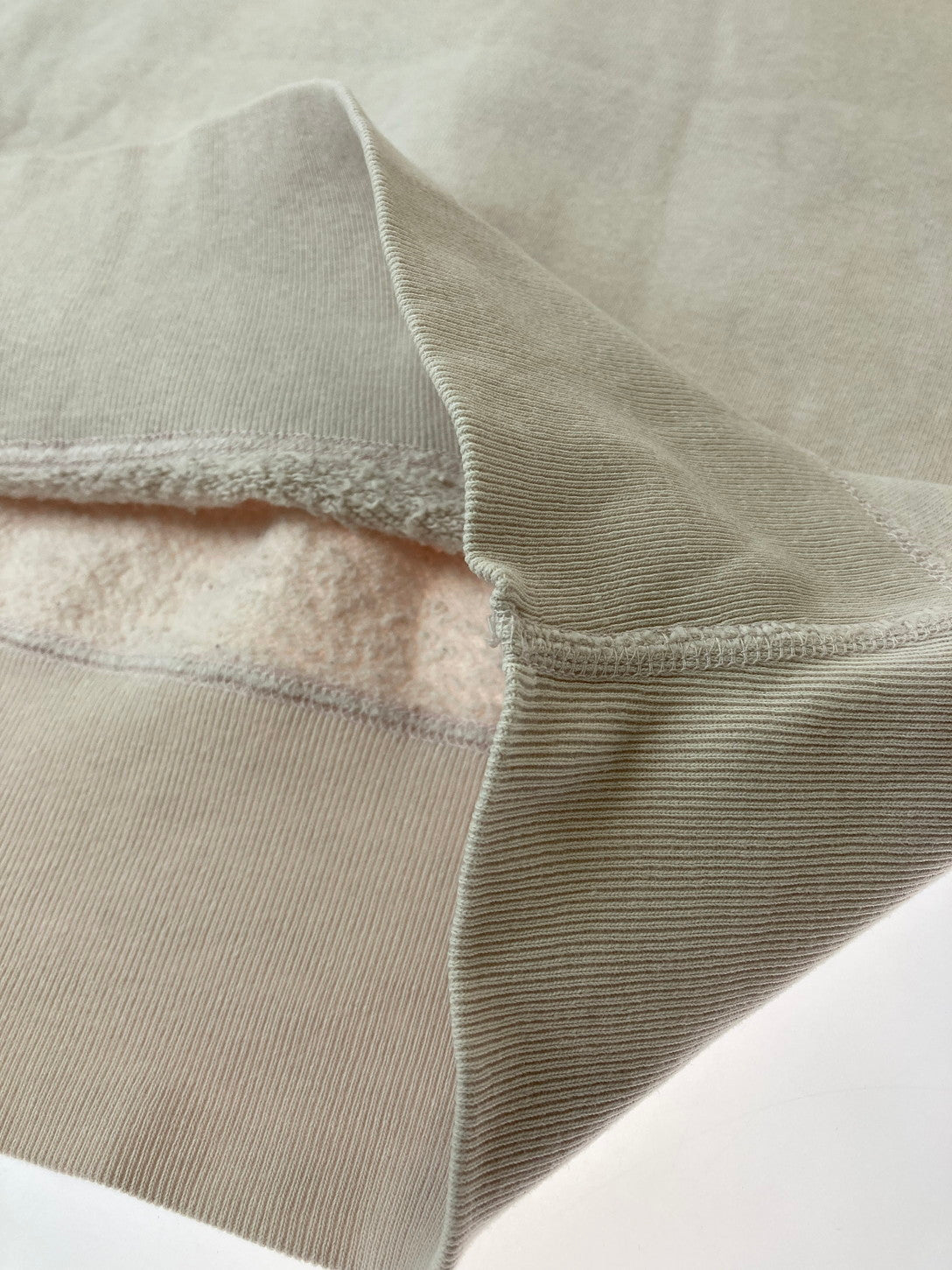 【中古品】【メンズ】 BLUE BLUE ブルーブルー 前Vスウェット トレーナー 145-250414-AS-22-min カラー：ピンク系 万代Net店