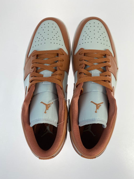 【中古美品】【メンズ】 NIKE ナイキ WOMEN'S AIR JORDAN 1 LOW DC0774-080 ウィメンズ エアージョーダン1ロー スニーカー 靴 160-250411-jt-05-min サイズ：US 12 29.0cm カラー：PURE PLATINUM/SKY J ORANGE 万代Net店