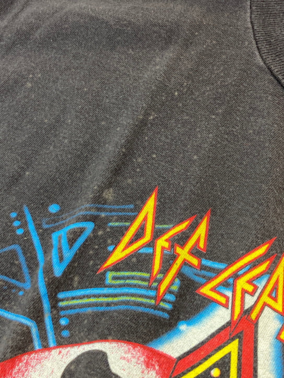 【現状渡し品】【メンズ】 USED c1988 DEF LEPPARD HYSTERIA S S TEE Tシャツ ショートスリーブ 146-250414-AS-21-min サイズ：不明 カラー：グレー 万代Net店