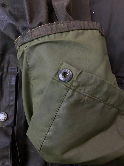 【現状渡し品】【メンズ】 HARDY ハーディー HOUSE OF HARDY イングランド製 オイルドジャケット 146-250419-ks-01-min サイズ：M カラー：カーキ 万代Net店