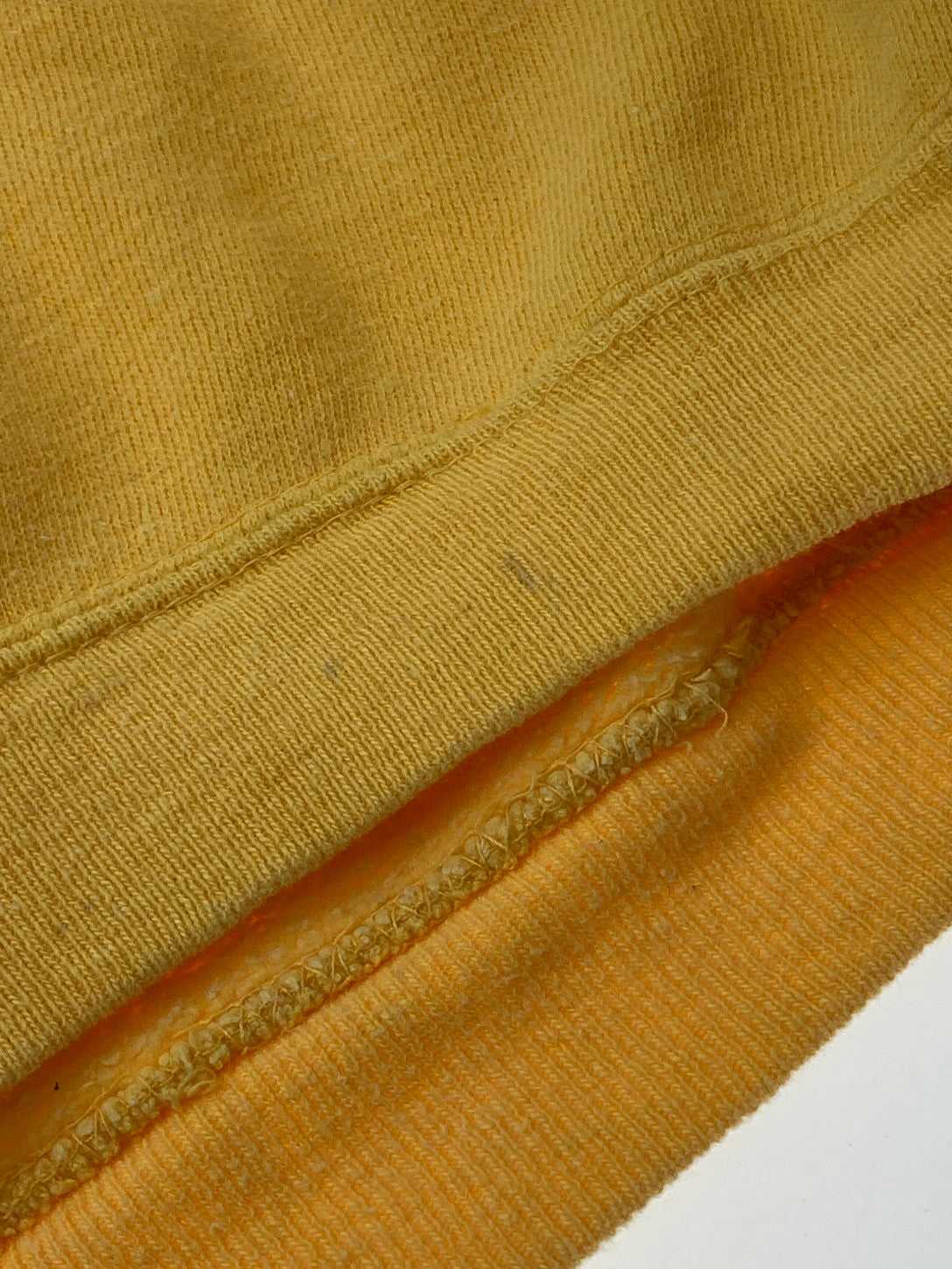 【現状渡し品】【メンズ】 VINTAGE 60'S "UCLA" COLLEGE SWEATSHIRT スウェット トレーナー 146-250415-AS-22-min カラー：イエロー 万代Net店