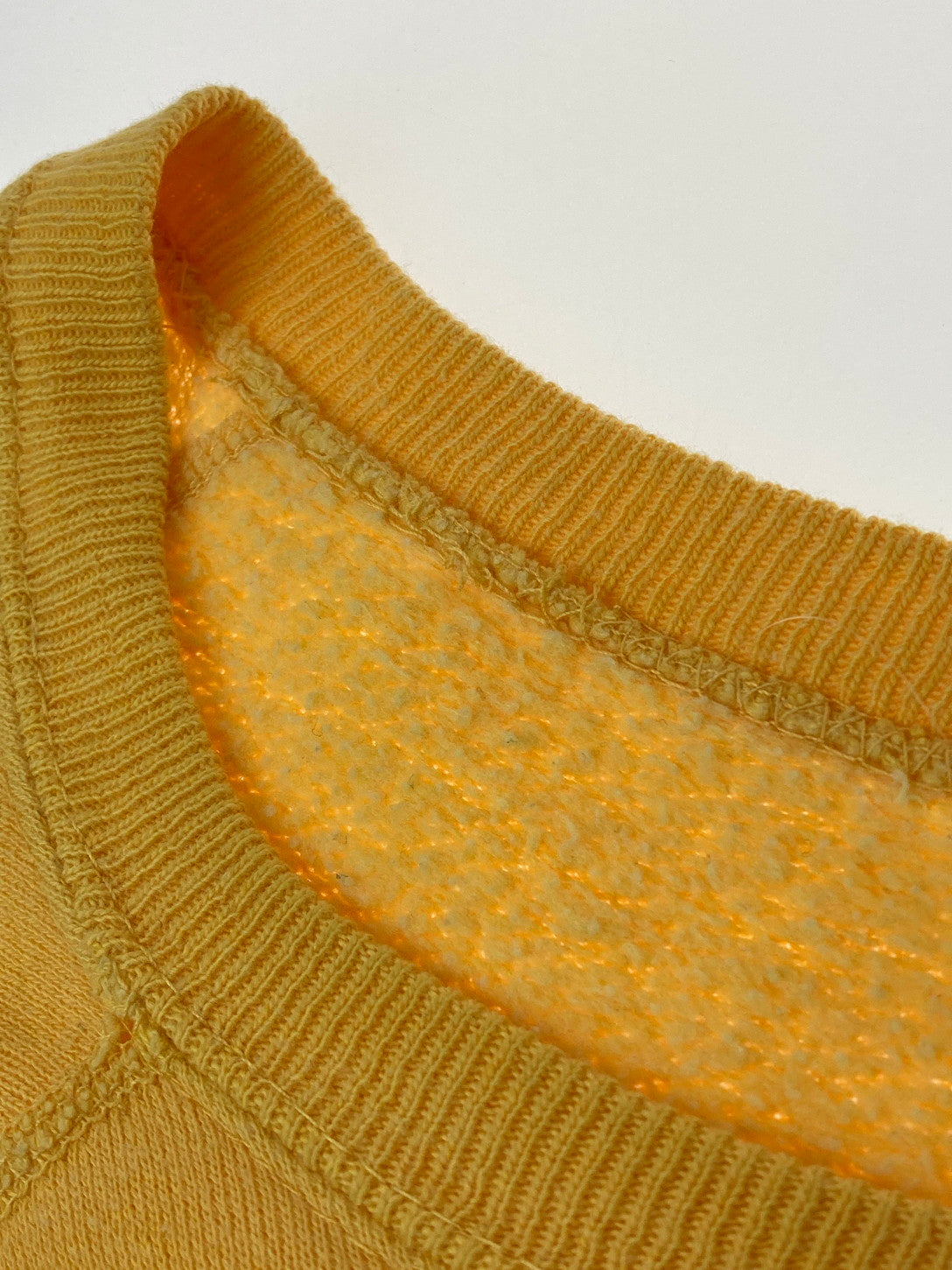 【現状渡し品】【メンズ】 VINTAGE 60'S "UCLA" COLLEGE SWEATSHIRT スウェット トレーナー 146-250415-AS-22-min カラー：イエロー 万代Net店