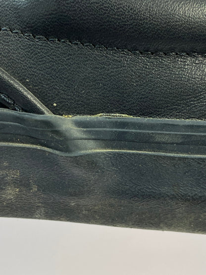 【現状渡し品】【メンズ】 VANS バンズ × ENGINEERED GARMENTS エンジニアドガーメンツ CLASSIC SLIP-ON クラシック スリッポン メンズ 靴 左右非対称 アシメトリ 162-250418-em-02-min サイズ：28.5cm カラー：ブラック/ネイビー 万代Net店