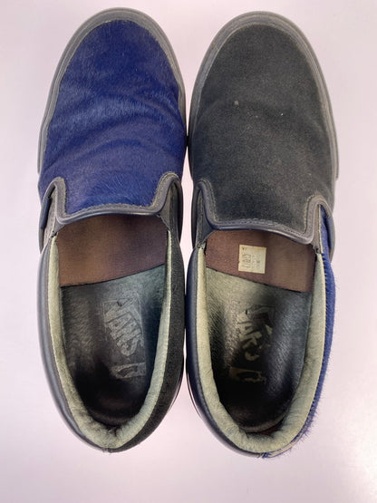 【現状渡し品】【メンズ】 VANS バンズ × ENGINEERED GARMENTS エンジニアドガーメンツ CLASSIC SLIP-ON クラシック スリッポン メンズ 靴 左右非対称 アシメトリ 162-250418-em-02-min サイズ：28.5cm カラー：ブラック/ネイビー 万代Net店