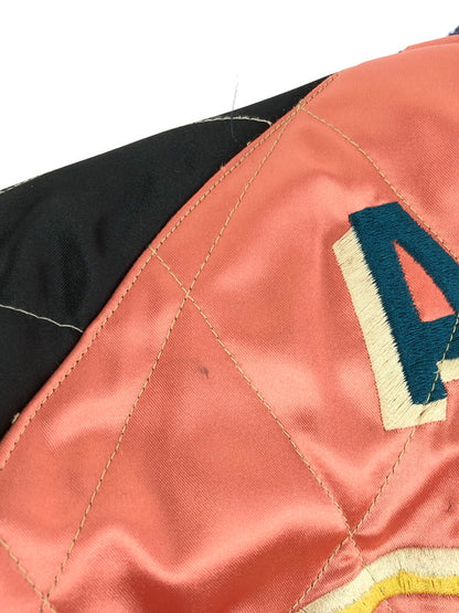 【中古品】【メンズ】 東洋エンタープライズ トーヨーエンタープライズ TAILOR 東洋 REVERSIBLE SOUVENIR JACKET M18427 リバーシブル スーベニアジャケット ALASKA 別珍 スカジャン ライトアウター 145-251114-yy-20-tag サイズ：M カラー：ブラック/ピンク 万代Net店