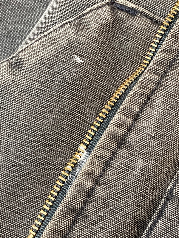 【現状渡し品】【メンズ】 Carhartt カーハート DACK VEST ダック ベスト メンズ ワークベスト キルティング 146-250509-em-11-min カラー：ブラック 万代Net店