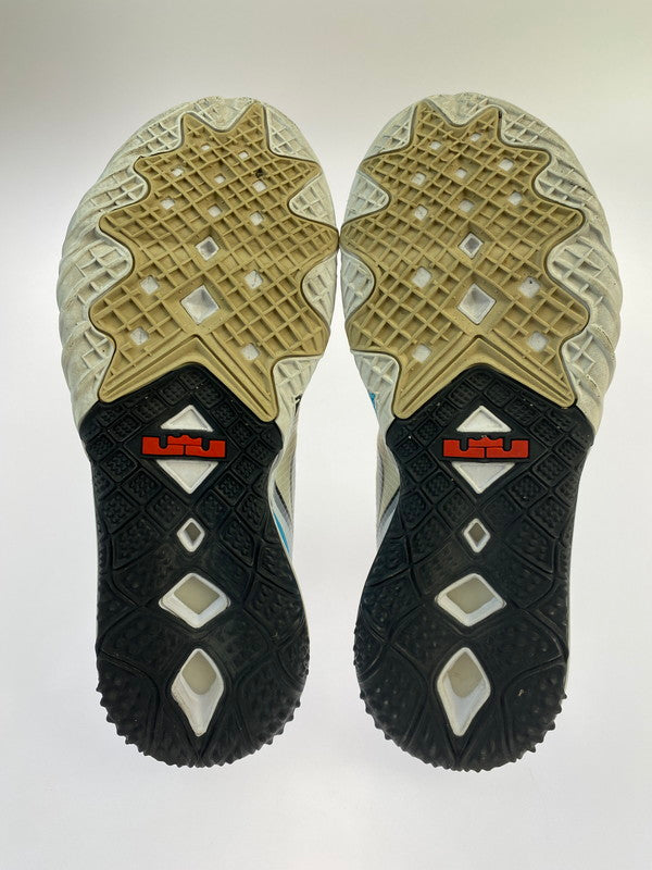 【中古品】【メンズ】 NIKE ナイキ CV7562-104 LEBRON 18 LOW CARTOON ART 靴 シューズ スニーカー SNEAKERS 160-250427-ks-70-min サイズ：26.5cm 万代Net店