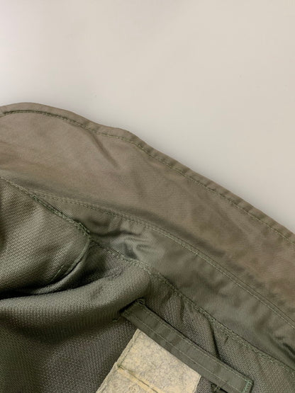 【現状渡し品】【メンズ】 U.S.AIR FORCE ウーエスエアフォース CWU-45P FLIGHT JACKET フライトジャケット 146-250503-ks-16-min サイズ：不明 カラー：オリーブ 万代Net店