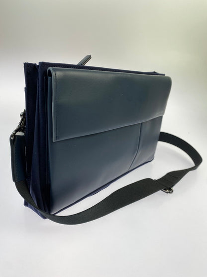 【中古品】【メンズ/レディース】 CALVIN KLEIN カルバンクライン CLUTCH BAG クラッチバッグ カバン 188-250520-AS-18-min カラー：ネイビー 万代Net店