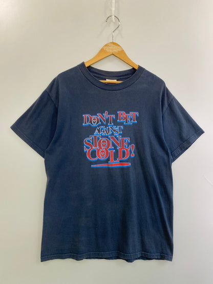 【中古品】【メンズ】 WWE 90S STONE COLD SNAKE EYE TEE Tシャツ トップス 146-250710-ks-20-min サイズ：L カラー：ネイビー 万代Net店