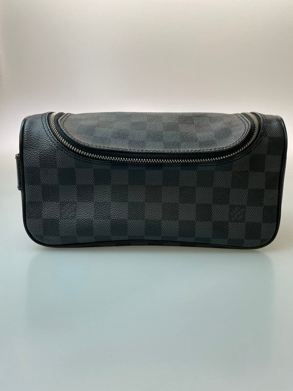 【中古品】【メンズ/レディース】 LOUIS VUITTON ルイ・ヴィトン ダミエグラフィット トワレ ポーチ N47625 BA2105 179-250517-yn-20-min カラー：ブラック 万代Net店