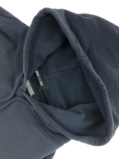 【中古品】【メンズ】 WIND AND SEA LOGO PRINT HOODIE ウィンダンシー ロゴ プリント フーディー パーカー トップス 142-251028-rt-14-tag サイズ：M カラー：ネイビー 万代Net店
