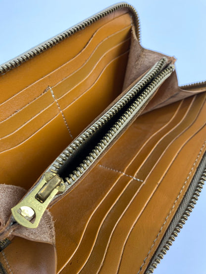 【中古品】【メンズ】 革蛸謹製 かわたこきんせい TAKOジップ ラウンドジップ 長財布 たこジップ ウォレット 200-250530-em-02-min カラー：ベージュ系 万代Net店