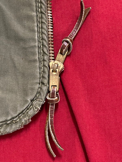 【現状渡し品】【メンズ】 INSULAIR WARMSTER 60S REVERSIBLE HUNTING VEST リバーシブルハンティング ベスト 146-250803-ks-08-min サイズ：不明 カラー：カーキ/レッド 万代Net店