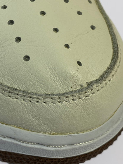 【中古品】【メンズ】 NIKE ナイキ 306509-121 03年製 AIR FORCE 1 LOW NYC 靴 シューズ スニーカー 160-250526-AS-37-min サイズ：27.5cm カラー：WHITE/BISON-VARSITY RED 万代Net店