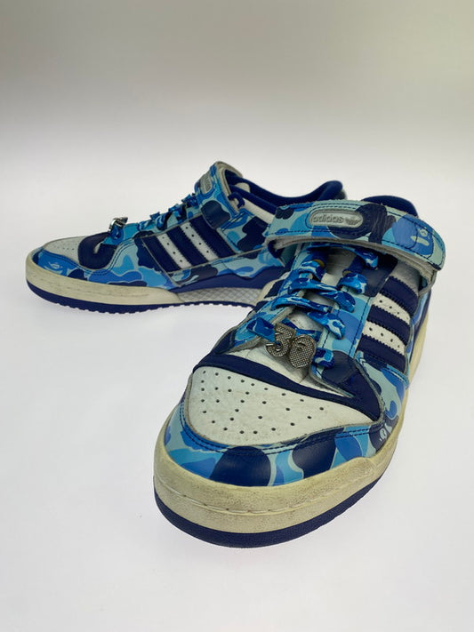 【中古品】【メンズ】 A BATHING APE アベイシングエイプ x ADIDAS アディダス ID4772 ORIGINALS FORUM 84 LOW 30TH ANNIVERSARY 靴 シューズ スニーカー 164-250526-AS-58-min サイズ：28.0cm カラー：ブルー/ホワイト系 万代Net店