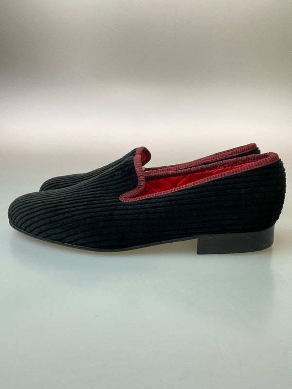 【中古品】【メンズ】 Tricker's トリッカーズ オペラシューズ CHURCHILL CORDUROY チャーチル コーデュロイ ルームシューズ レザーソール 164-250601-em-09-min サイズ：6 1/2 カラー：ブラック 万代Net店