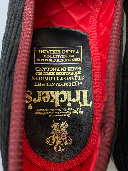 【中古品】【メンズ】 Tricker's トリッカーズ オペラシューズ CHURCHILL CORDUROY チャーチル コーデュロイ ルームシューズ レザーソール 164-250601-em-09-min サイズ：6 1/2 カラー：ブラック 万代Net店