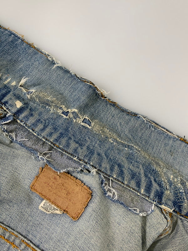 【現状渡し品】【メンズ】 Levi's リーバイス 70's CUSTOM DENIM JACKET カスタム デニムジャケット アウター 146-250602-yn-04-min カラー：ライトインディゴ 万代Net店