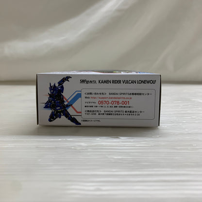 【中古品】 S.H.F 仮面ライダーバルカン ローンウルフ ライダー 戦隊 特撮 フィギュア フィギュアーツ バンダイ 044-260527-em-02-min 万代Net店