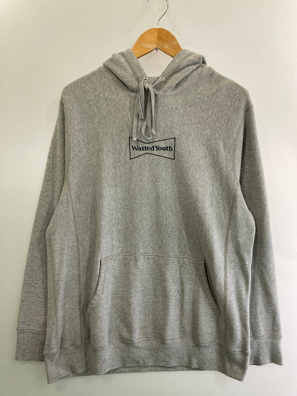 【中古品】【メンズ】 WASTED YOUTH ウエステッドユース VERDY BEAKER 5TH ANNIVERSARY LS HOODED プルオーバーパーカー 142-250604-AS-30-min サイズ：L カラー：グレー 万代Net店
