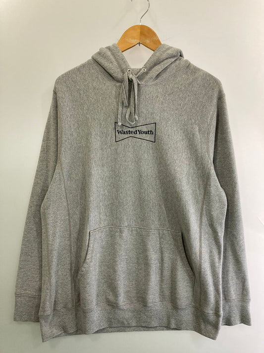 【中古品】【メンズ】 WASTED YOUTH ウエステッドユース VERDY BEAKER 5TH ANNIVERSARY LS HOODED プルオーバーパーカー 142-250604-AS-30-min サイズ：L カラー：グレー 万代Net店