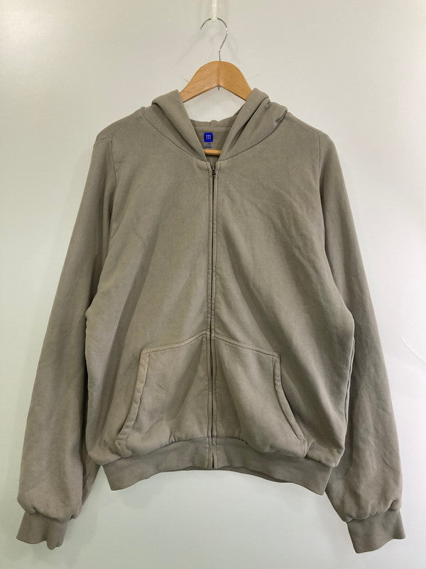 【現状渡し品】【メンズ】 YEEZY イージー ×GAP ギャップ ZIP UP HOODIE ジップ フーディ 142-250609-ks-04-min サイズ：L カラー：グレー 万代Net店