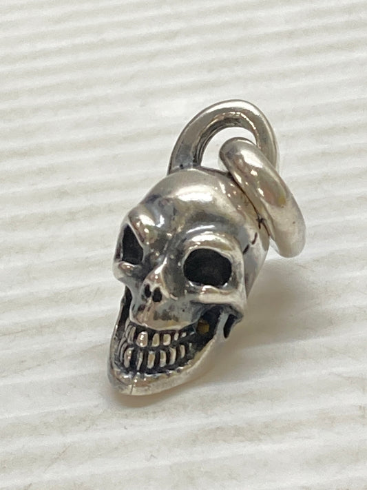 【中古品】【メンズ】  GABORATORY SINGLE SKULL PENDANT WITH LONG SMALL OVAL ガボラトリー ガボール シングルスカルペンダントウィズスモールオーバル アクセサリー 192-250613-yn-07-min カラー：シルバー 万代Net店