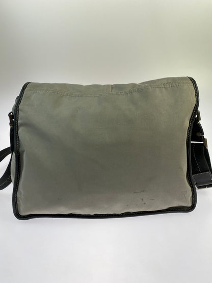 【中古品】【メンズ/レディース】 COACH コーチ MESSENGER BAG F70443 メッセンジャーバッグ バッグ カバン 181-250613-jt-04-min カラー：グレー 万代Net店