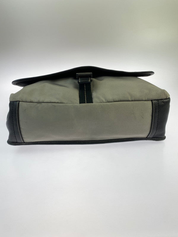 【中古品】【メンズ/レディース】 COACH コーチ MESSENGER BAG F70443 メッセンジャーバッグ バッグ カバン 181-250613-jt-04-min カラー：グレー 万代Net店