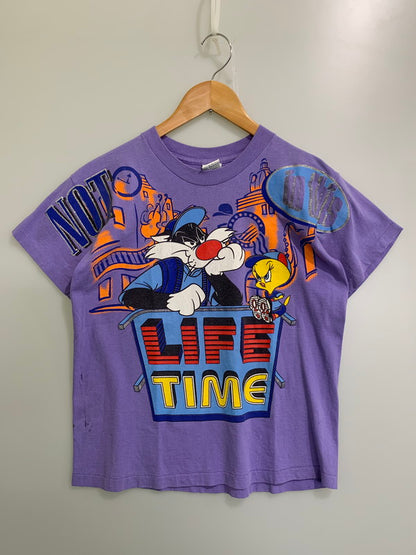 【中古品】【メンズ】 LOONEY TUNES ルーニー・テューンズ 90S NOT IN THIS LIFE TIME TEE 90年代 プリントTシャツ トップス 146-250616-jt-14-min カラー：パープル 万代Net店