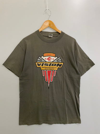 【中古品】【メンズ】 VISION STREET WEAR 90's LOGO TEE ヴィジョンストリートウェア ロゴ Tシャツ 半袖Tシャツ トップス 146-250613-yn-12-min カラー：オリーブグリーン 万代Net店