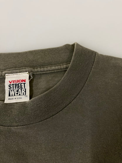 【中古品】【メンズ】 VISION STREET WEAR 90's LOGO TEE ヴィジョンストリートウェア ロゴ Tシャツ 半袖Tシャツ トップス 146-250613-yn-12-min カラー：オリーブグリーン 万代Net店