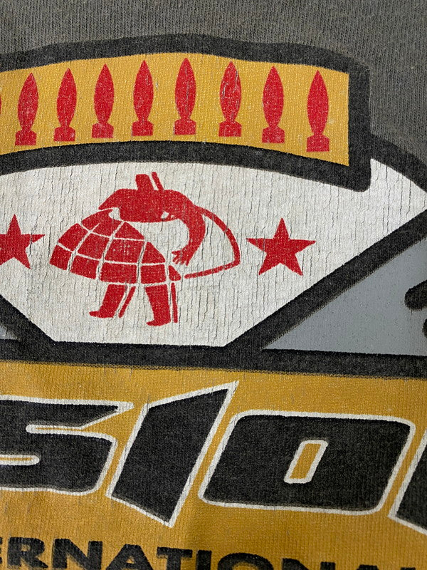 【中古品】【メンズ】 VISION STREET WEAR 90's LOGO TEE ヴィジョンストリートウェア ロゴ Tシャツ 半袖Tシャツ トップス 146-250613-yn-12-min カラー：オリーブグリーン 万代Net店