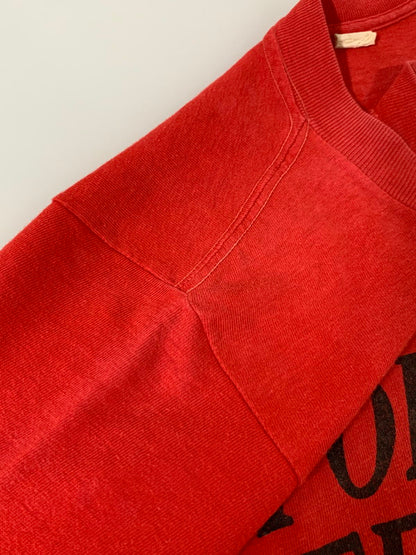 【現状渡し品】【メンズ】 KANSAS FOLKLIFE FESTIVAL 1986 FESTIVAL TEE Tシャツ トップス 146-250710-ks-68-min カラー：レッド 万代Net店