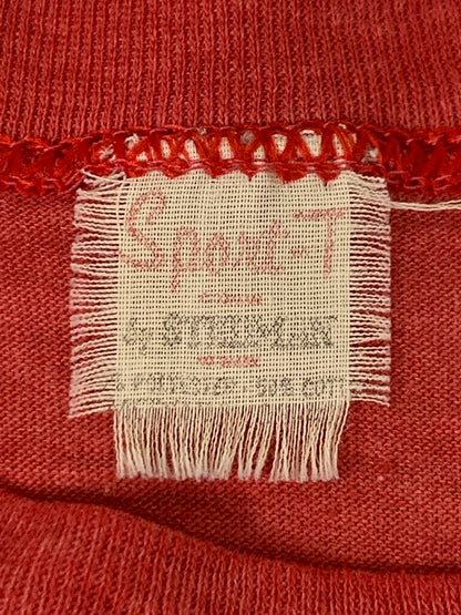 【中古品】【メンズ】 COCA-COLA コカ・コーラ ARABIC ADVERTISING 70S TEE Tシャツ トップス 146-250710-ks-69-min カラー：レッド系 万代Net店