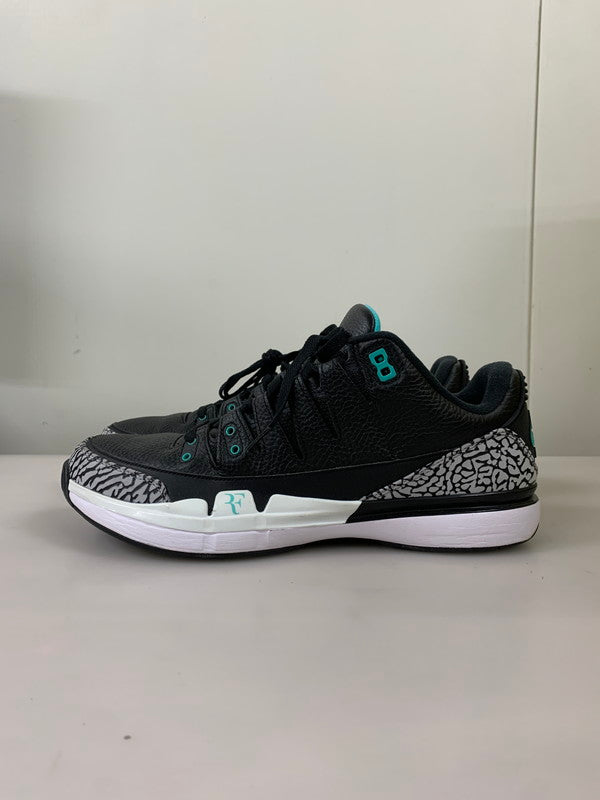 【中古品】【メンズ】 NIKE×ATMOS ナイキ アトモス ZOOM VAPOR TOUR AJ3 ELEPHANT SAFARI ズーム ヴェイパー ツアー AJ3 エレ ファント サファリ 709998-031 スニーカー 160-260709-hu-08-min サイズ：29cm US11 カラー：BLACK/CLEAR JADE WHITE 万代Net店
