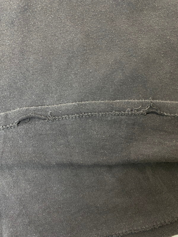 【現状渡し品】【メンズ】 MUSTACHE RIDES PRINT TEE ムスタッシュ プリント Tシャツ メンズ トップス 146-250620-em-31-min サイズ：XL カラー：ダークグレー 万代Net店