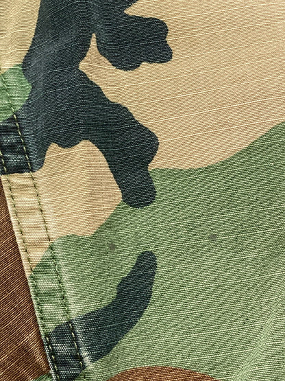 【現状渡し品】【メンズ】 U.S.ARMY ユーエスアーミー DLA100-85-C-0337 80'S WOODLAND CAMO M-65 FIELD PANTS フィールドパンツ ボトムス 157-250628-AS-19-min サイズ：W27×L31 カラー：カモフラージュ 万代Net店