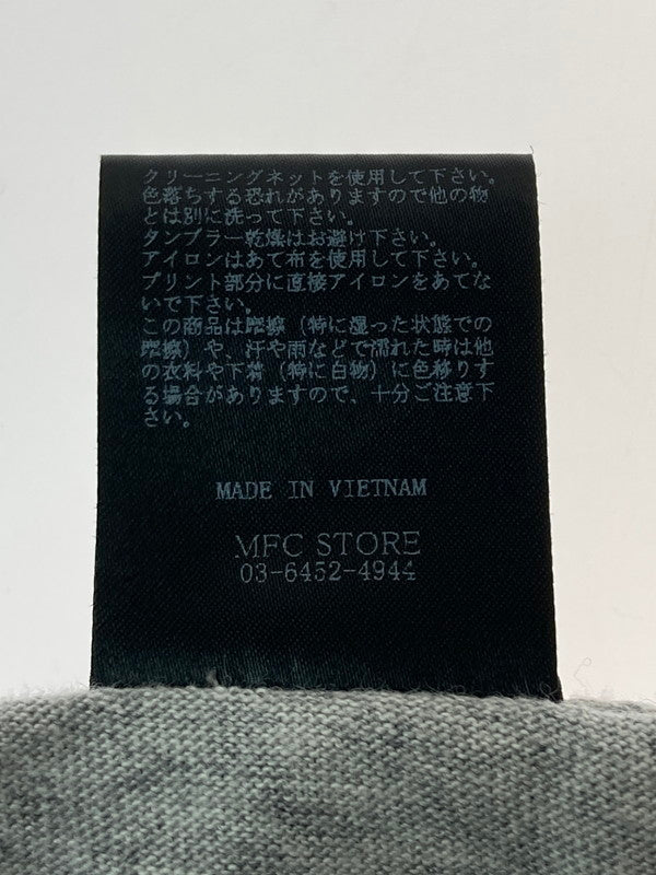 【中古品】【メンズ】 GOD BLESS YOU ゴッドブレスユー 両面プリント ロゴ SS TEE ショートスリーブ 142-250630-AS-7-min サイズ：L カラー：グレー 万代Net店