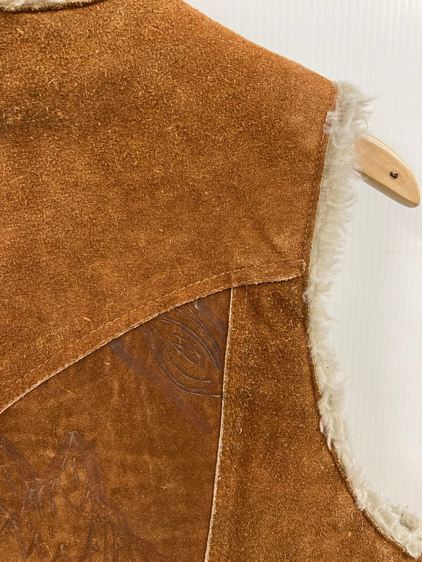 【現状渡し品】【メンズ】 LORD CALVERT ロード キャルバート CARVING LEATHER VEST カービングレザージャケット 146-250706-ks-14-min サイズ：不明 カラー：ブラウン 万代Net店