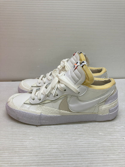 【中古品】【メンズ】 NIKE ナイキ × SACAI サカイ BLAZER LOW WHITE PATENT LEATHER DM6443-100 ブレーザー ロー ホワイト パテント レザー スニーカー メンズ 靴 シューズ 160-250701-em-31-min サイズ：27.5cm カラー：ホワイト 万代Net店