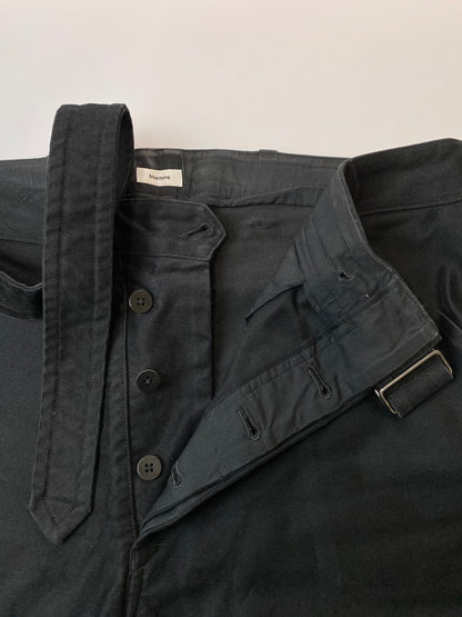 【中古品】【メンズ】 BLURHMS COTTON SUEDE BELT ROLL PANT BHS-018 ブラームス コットン スエード ベルト ロール パンツ ボトムス 151-250707-jt-17-min サイズ：2 カラー：ブラック 万代Net店