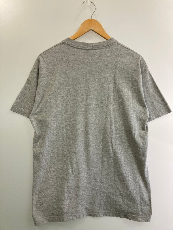 【中古品】【メンズ】 STUSSY ステューシー SNEAKERS PRINT T-SHIRT Tシャツ トップス 142-250710-ks-50-min サイズ：L カラー：ライトグレー 万代Net店