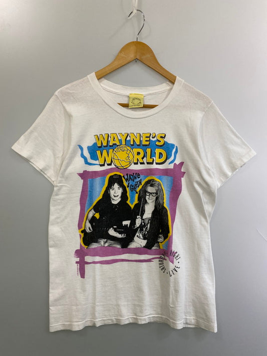 【現状渡し品】【メンズ】 SATURDAY NIGHT LIVE サタデー・ナイト・ライブ 90S WAYNE'S WORLD TEE Tシャツ トップス 146-250710-ks-08-min サイズ：M カラー：ホワイト 万代Net店
