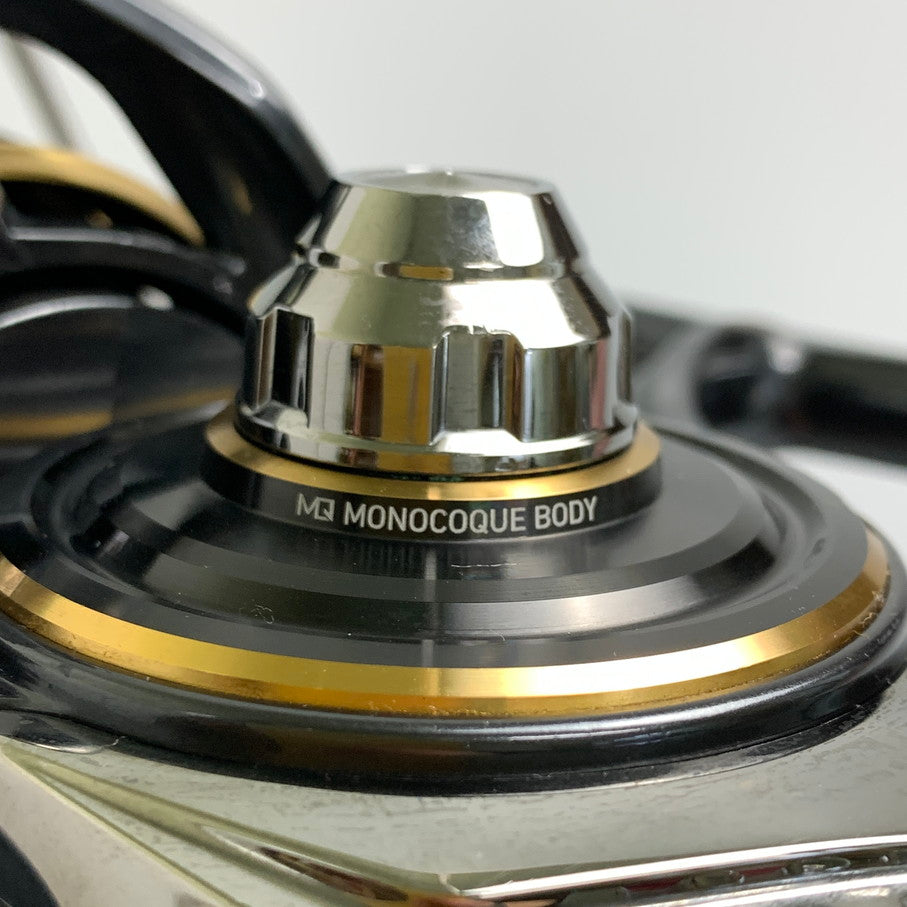 【中古品】 22カルディアSW 18000 スピニングリール 釣り 釣り具等 本体のみ 134-260204-em-04-min 万代Net店